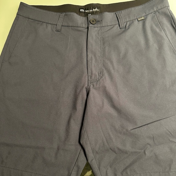 Travis Mathew Men's Lightweight Bluish-Gray Golf Shorts ~ Size 35 - Picture 6 of 8